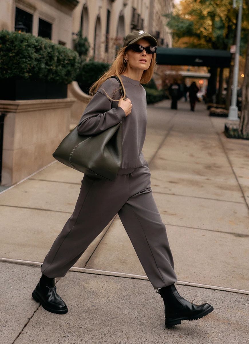Varley Eli Jogger 27” in Anchor