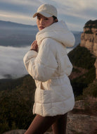 Varley Kaia Quilted Coat in Jet Stream