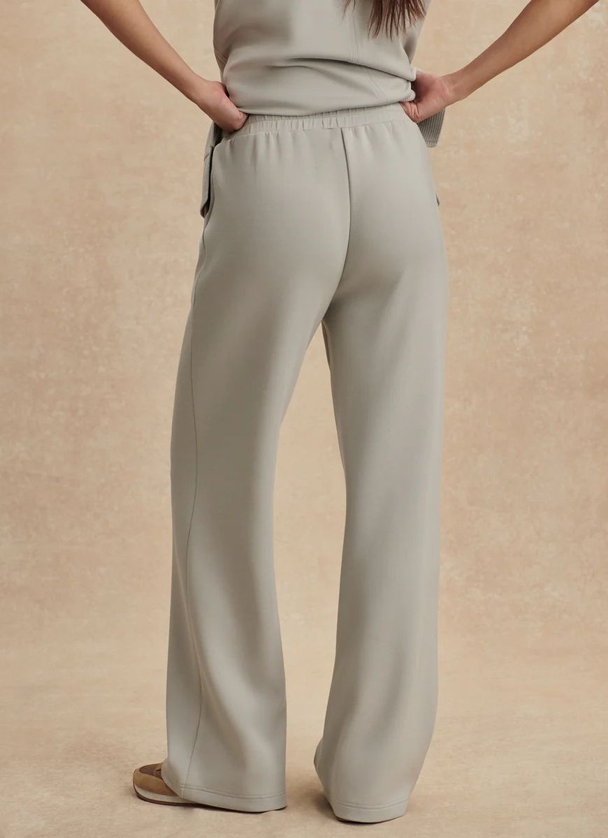 Varley The Wide Leg Pant 30” in Blue Clay Back View