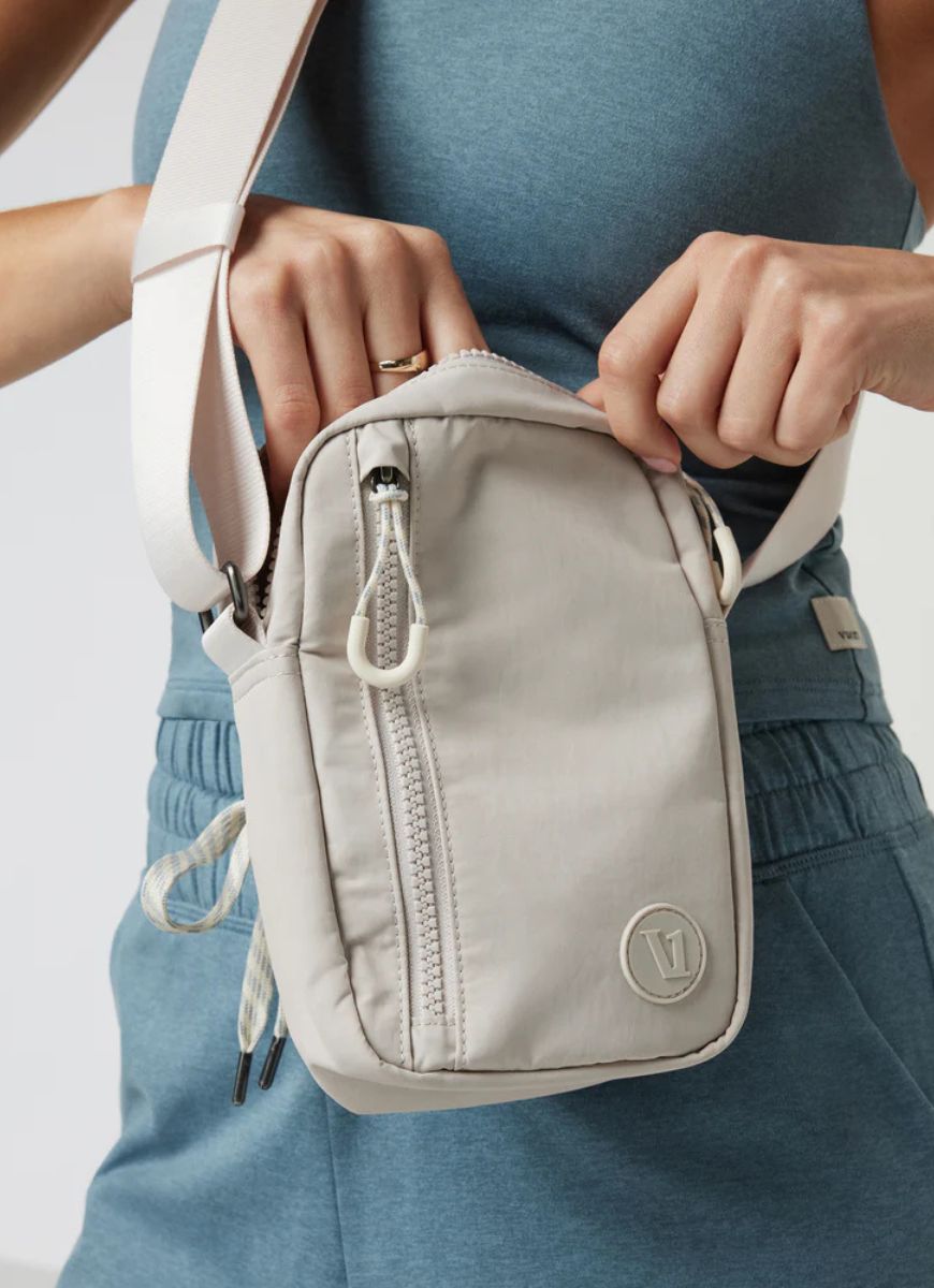 Vuori All Around Crossbody Bag in Ecru