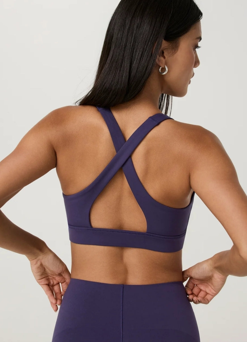 Vuori Daily Form Sports Bra in Velvet Violet