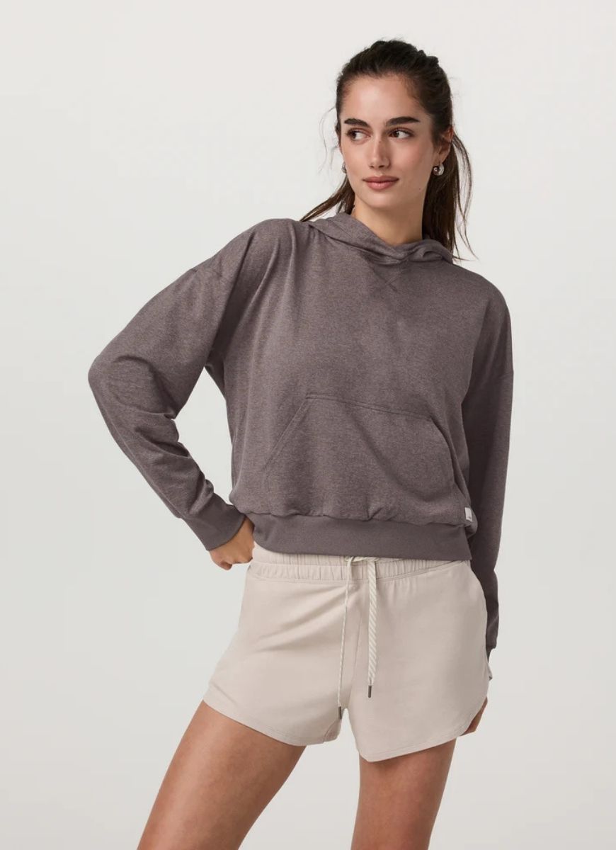 Vuori Halo Modern Pullover Hoodie in Huckleberry Heather
