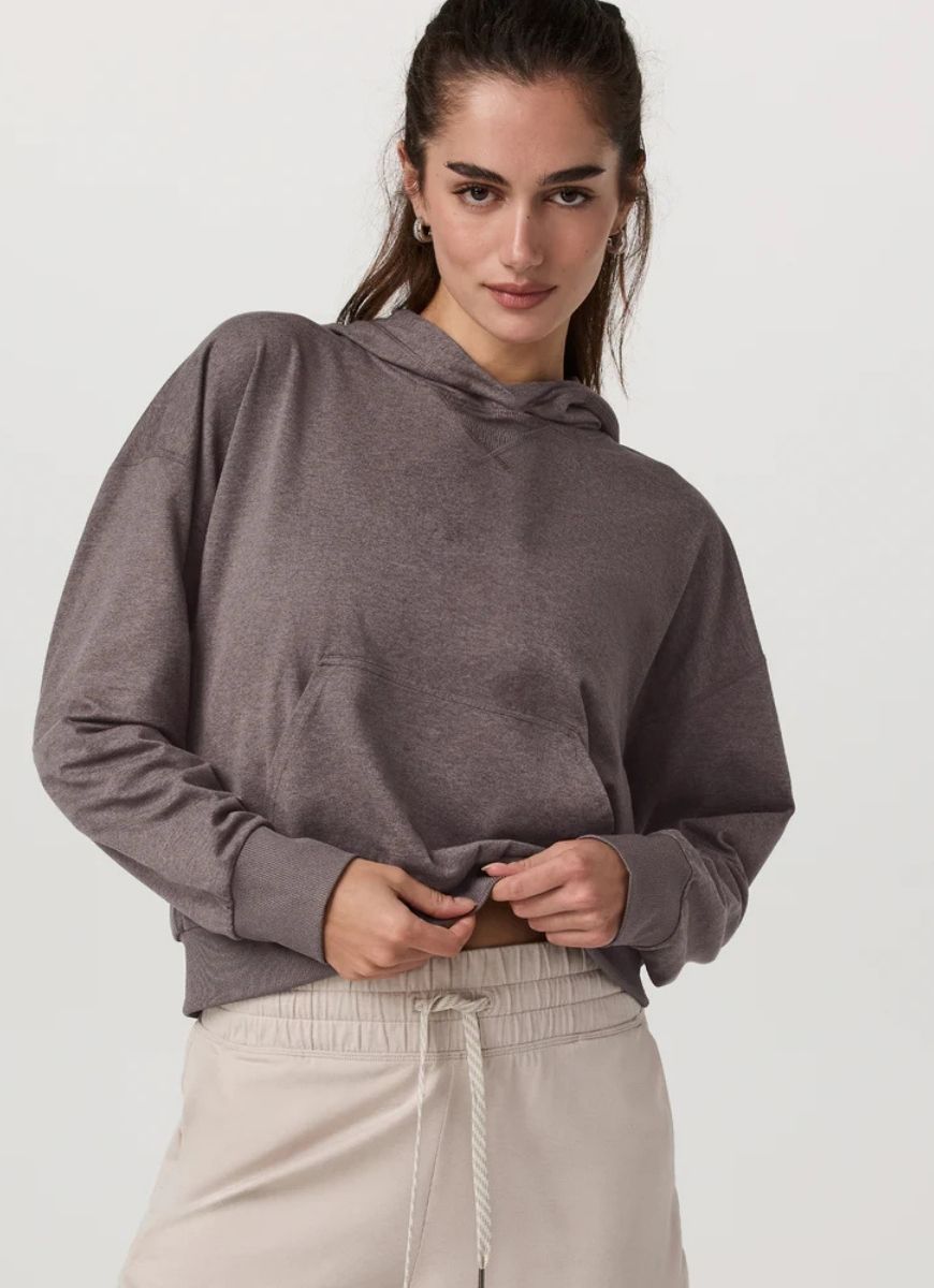 Vuori Halo Modern Pullover Hoodie in Huckleberry Heather Front View