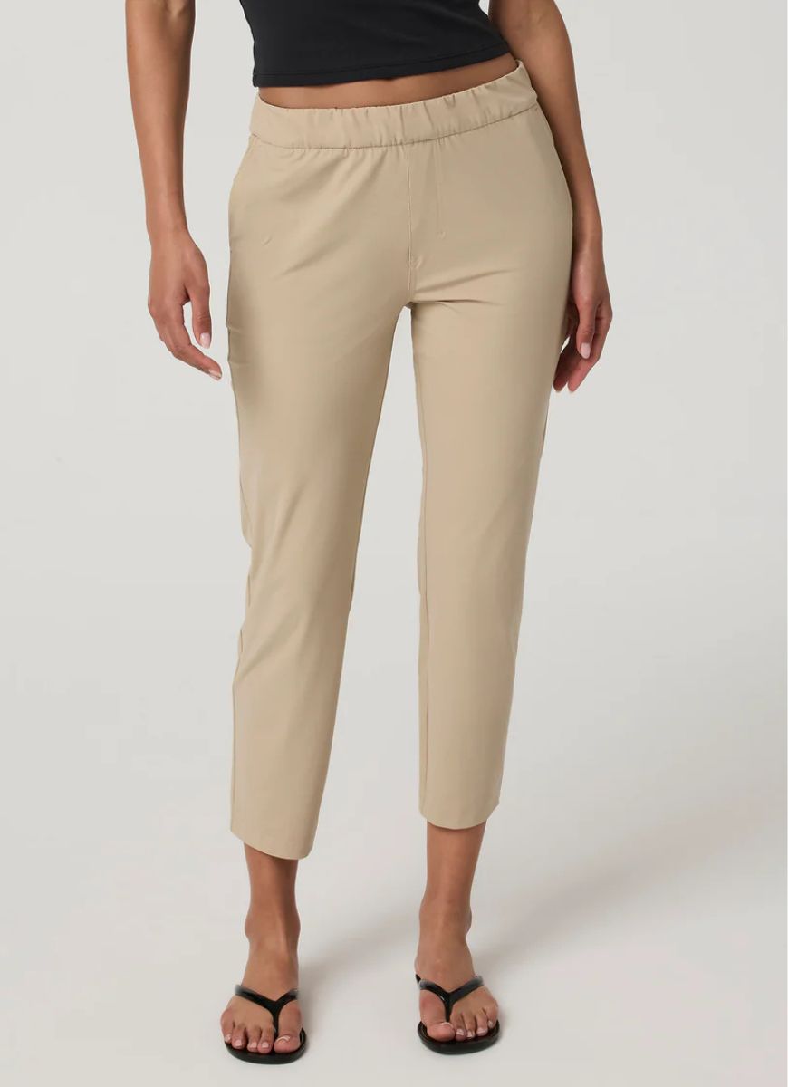 Vuori Miles Ankle Pant in Khaki