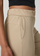 Vuori Miles Ankle Pant in Khaki