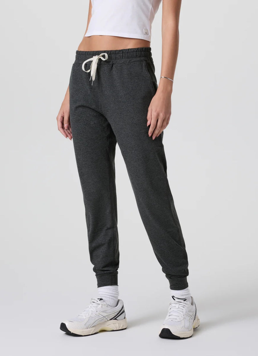 Vuori Performance Jogger in Charcoal Heather Front View