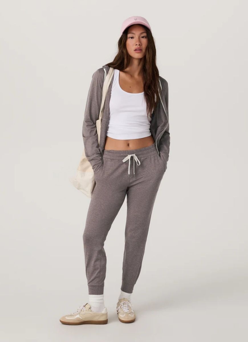 Vuori Women's Performance Jogger in Huckleberry Heather Full Length Front View