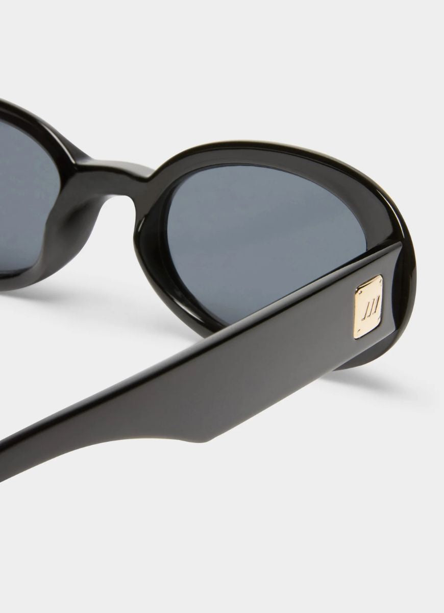 セレブ愛用【追跡有】[Le Specs] 人気モデル Work It! Le Specs Women's WORK IT! Sunglasses, Black, One Size