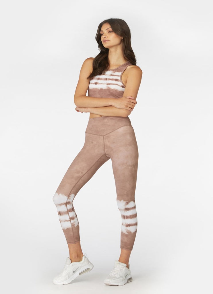 L'URV Drift Away 7.8 Legging Alternate View